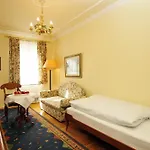 Hotel-gasthof Maria Plain فندق بيرجيم